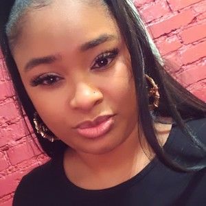 Meet your Posher, Tiera
